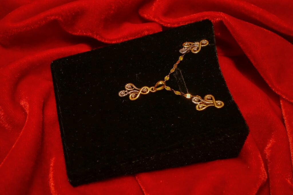Gold-Plated Crescent Pendant Set